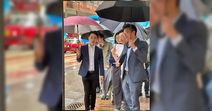 施永泰跟進居民投訴 協調部門美化及更換區內欄杆
