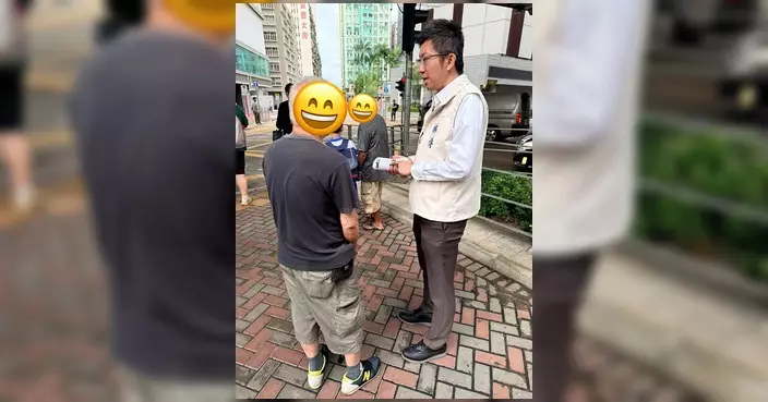 恆常早站傳遞端午暖意 林博國華號街站宣傳獻粽