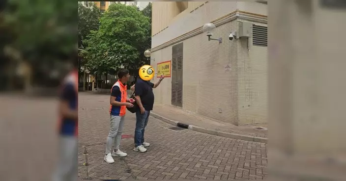 葉培基聯同逸東邨物管巡邨 跟進加裝CCTV及長者設施進展