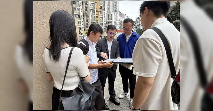 阿騰與區議員及運輸署實地視察油塘交通 跟進多項改善方案