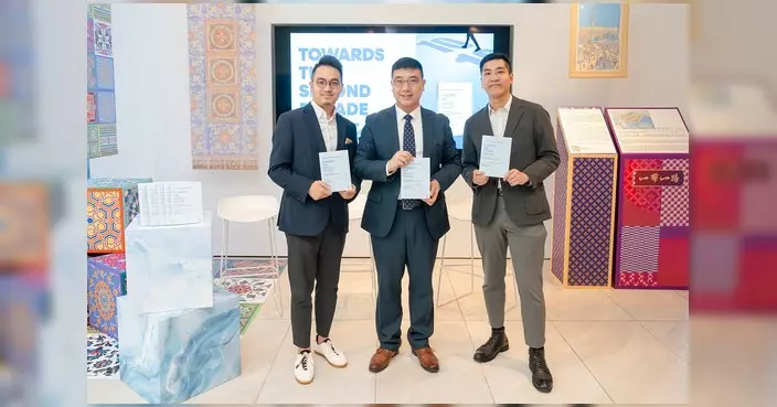 李浩然出席閱讀+活動 分享「一帶一路」十年回顧新書