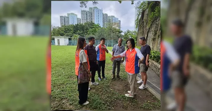 筲箕灣配水庫遊樂場擬加建樹蔭行人道 康文署到場視察