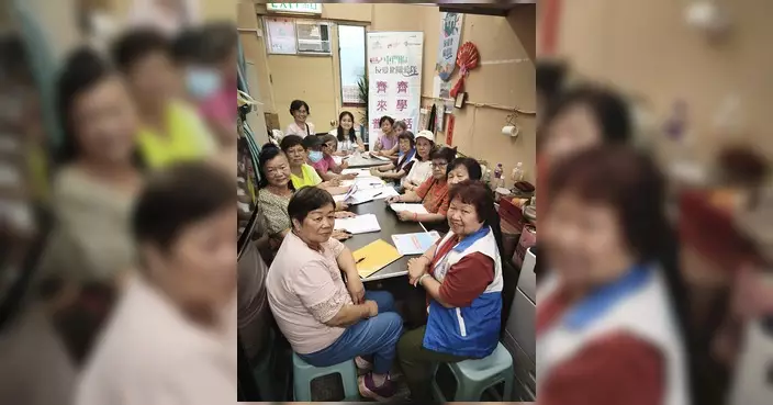 友愛北關愛隊辦普通話班 長者認真學習