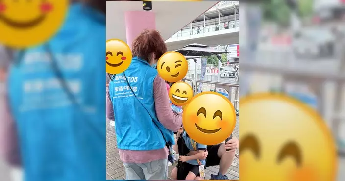 東涌中關愛隊落區派糭 與居民提前慶端午