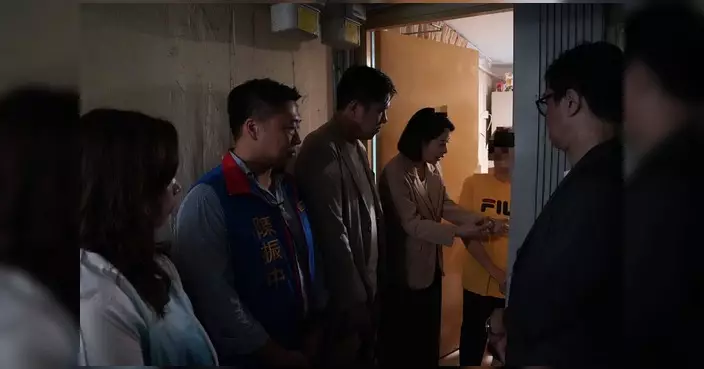 郭芙蓉關注公屋門鎖問題 聯同議員與房屋署開會視察石圍角邨
