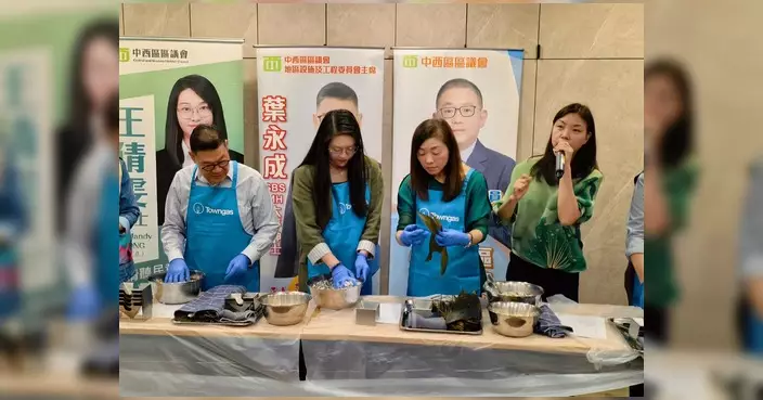 王倩雯聯同議員義工包愛心糭 送暖基層家庭