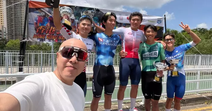 香港公路單車錦標賽今早天水圍上演 楊英瀚首以執委身份頒獎