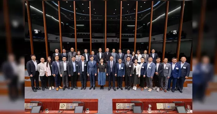 中西區區議員與立法會議員開會 倡優化行人友善環境