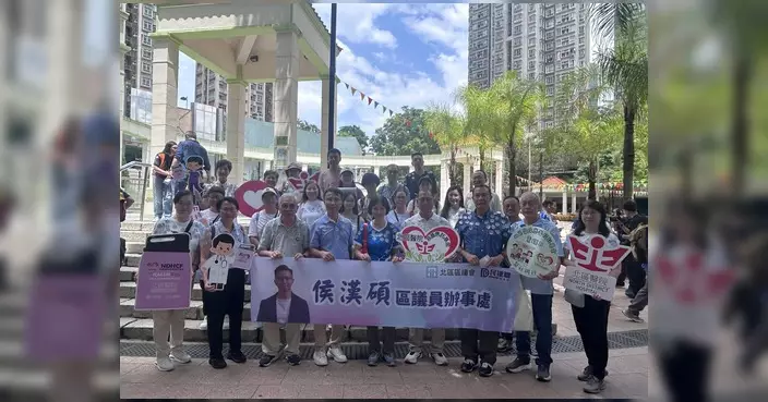 北區醫院慈善信託基金賣旗日圓滿舉行 酷熱無阻義工愛心