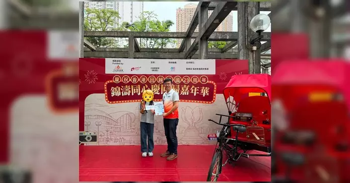 吳啟泰出席填色比賽頒獎禮 同場宣布嘉年華因天雨改期