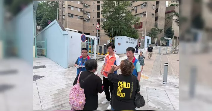 興盛路至大窩口道行人通道系統今日啟用 區議員設街站收集意見