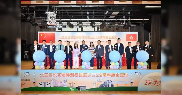 姚銘周末出席多項社區活動 聯同區議員家訪聆聽居民意見