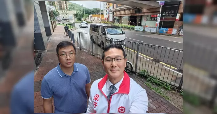 梁子穎聯同黃宏滔視察坑口站B出口避車處 工程昨日完工開放