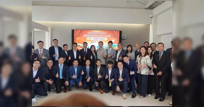 曾興隆全日出席五場回歸活動 與街坊共賀香港回歸29周年