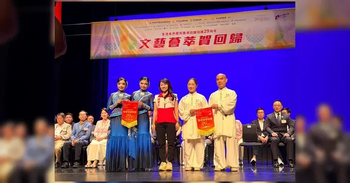 陳穎欣出席荃灣葵青回歸晚會 與街坊共賀回歸29周年