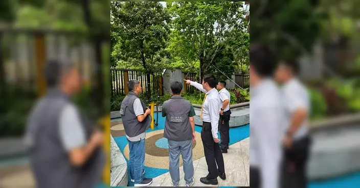 大埔警區聯同物管團隊 落區推廣家居防盜派警報器