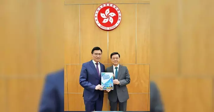 邱達根聯同G19議員晤特首 提交《香港五年規劃》及施政報告建議書
