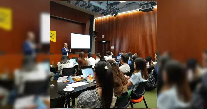 黃錦良出席立法會教師培訓日 與33位前線教師交流國情教育