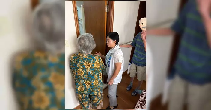 落戶關懷雙老家庭 曾卓兒助視障長者解決漏水難題