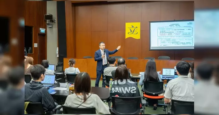 立法會教師培訓日 伍煥杰與前線教師探討數字教育