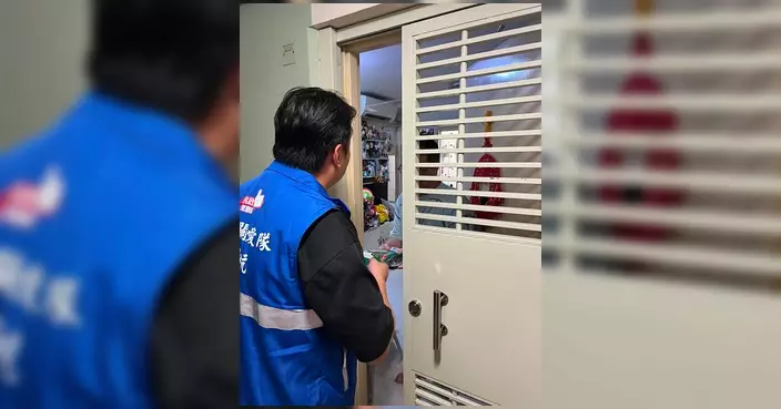 朱煥釗恆常家訪欣安邨 聆聽街坊生活需要