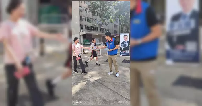 李文傑設流動諮詢站收集居民意見 獲支持寵物餐廳建議