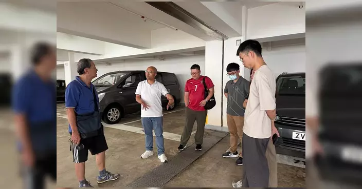 姚嘉俊與領展代表實地視察愉翠苑停車場 跟進噪音及指示不足問題