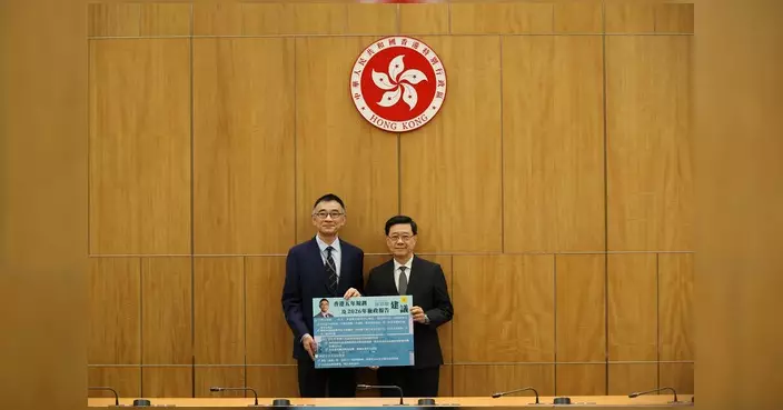 蘇紹聰聯同C15+議員向特首提交施政報告及五年規劃建議書