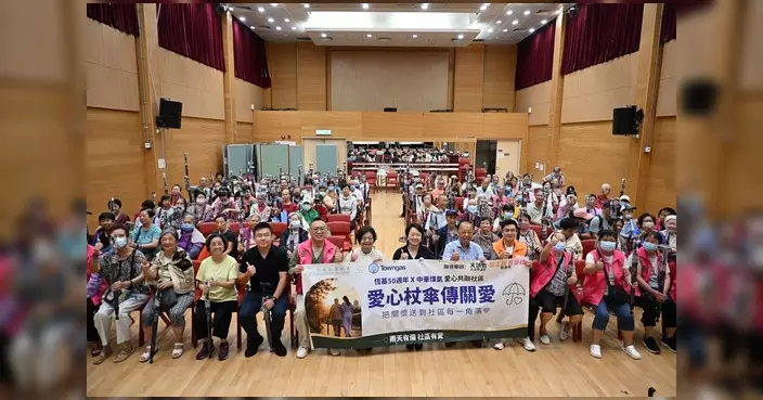 文頴怡出席國安宣講會後即辦座談會 向街坊傳遞國安資訊