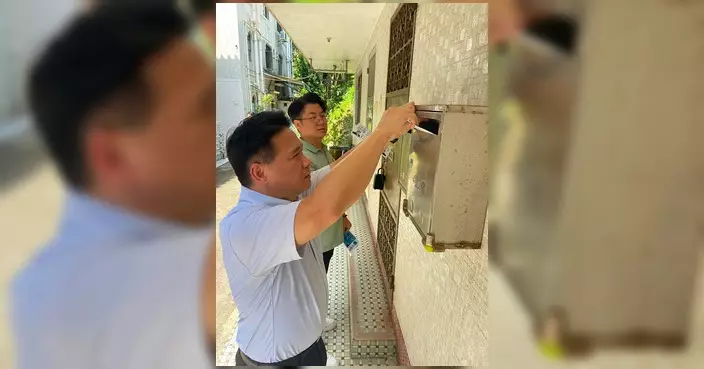古偉冰聯同區子安落區派防爆竊單張 籲村民用「空城計」防盜