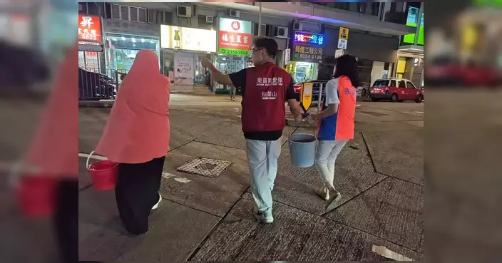 東區關愛隊冒雨助街坊應對突發停水 風雨無阻獲讚