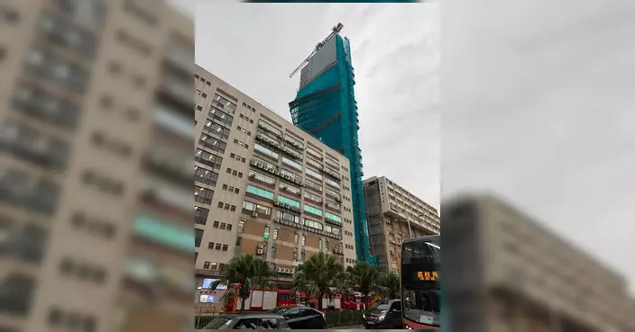 長沙灣道工廈地盤棚架倒塌 三號強風信號生效今晚改發八號