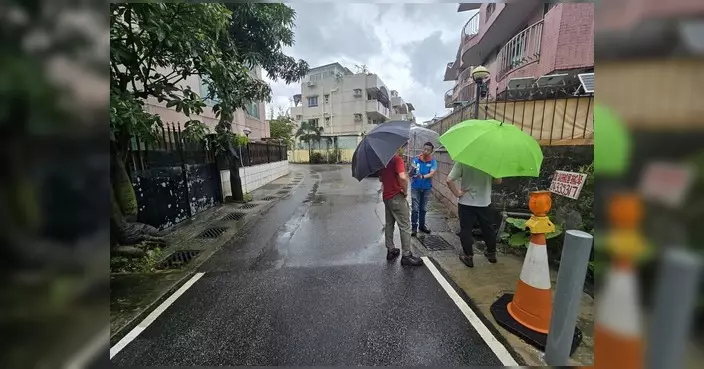 侯漢碩聯同北區民政處視察坑頭村 研兩方案改善暴雨倒灌