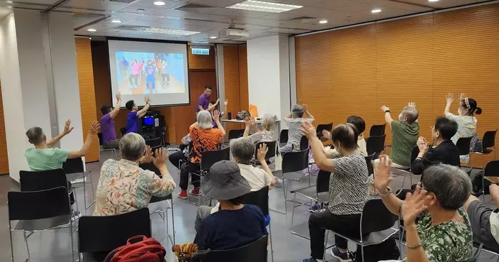 灣仔青年之友辦長者身心靈活動 以Canton Pop及手繪扇添歡樂