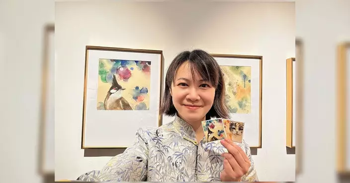 鄧銘心參觀中大藝術系聯展 欣賞書法與工筆畫創作