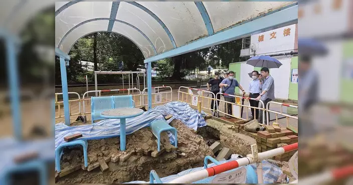 越毅強視察彩雲一邨工程 料8月底完工9月修復公園