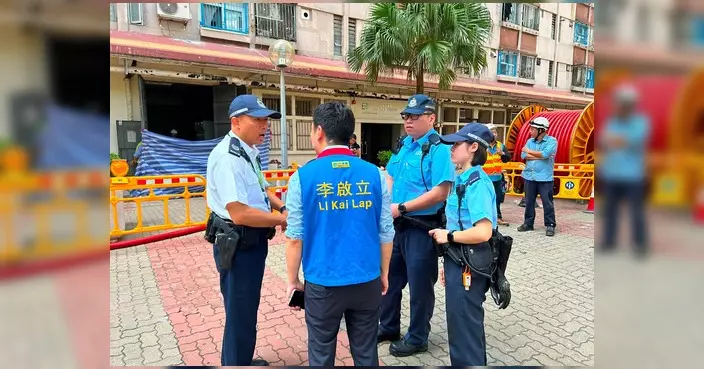 水邊圍邨恢復供電 關愛隊在場服務