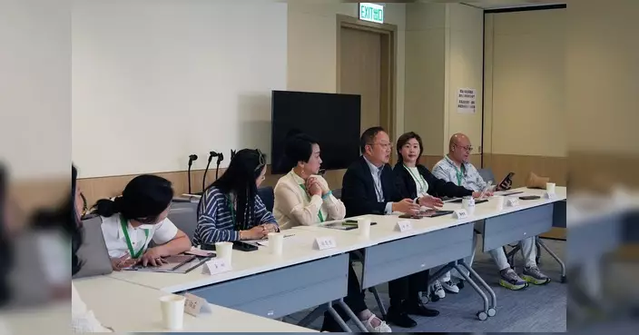 陳仲尼立法會晤內地青年企業家 介紹香港金融優勢及人才政策