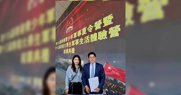 霍啟剛晒仔仔軍訓成果 中一仔完成兩星期夏令營獲讚成熟堅強