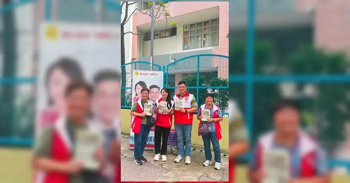 彭熠銘聯同陳穎欣設流動服務站 聆聽青衣街坊意見