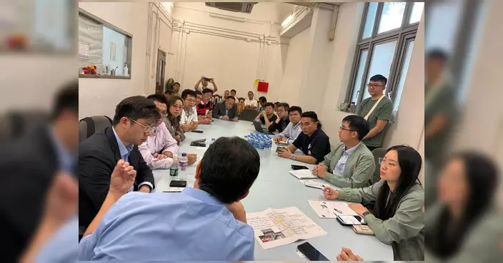 屯利街爆水管搶修 目標明日中午前全面恢復供水