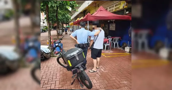屯門警區打擊非法使用電動可移動工具 拘多人檢涉案工具