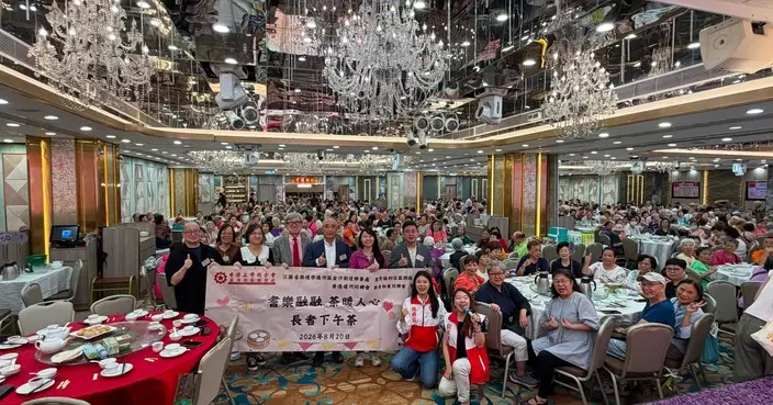 荃灣辦長者下午茶活動 陳穎欣團隊匯報區內無障礙設施進展