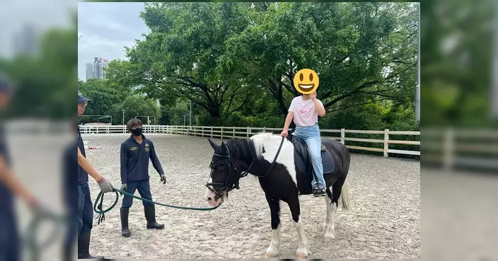 參觀屯門騎術學校及爬蟲館活動圓滿結束 40親子家庭參與
