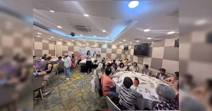 吳清清興東邨辦會員交流聚會 與街坊暢談社區建設