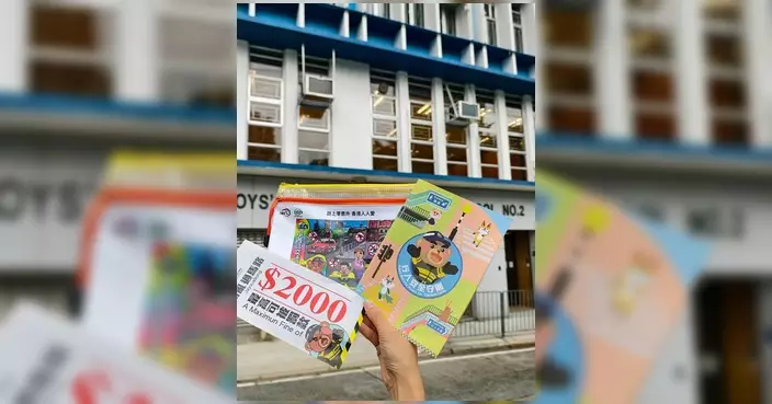 開學日交通安全運動啟動 中區警區聯同交通隊派單張提醒學童