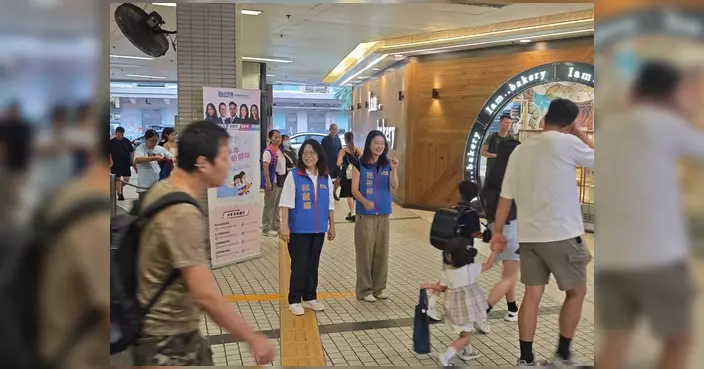 開學日施彬彬祝願同學新學年學業進步