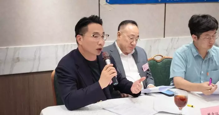 李超雄出席屯門大廈管理交流會 與四議員聽取法團意見