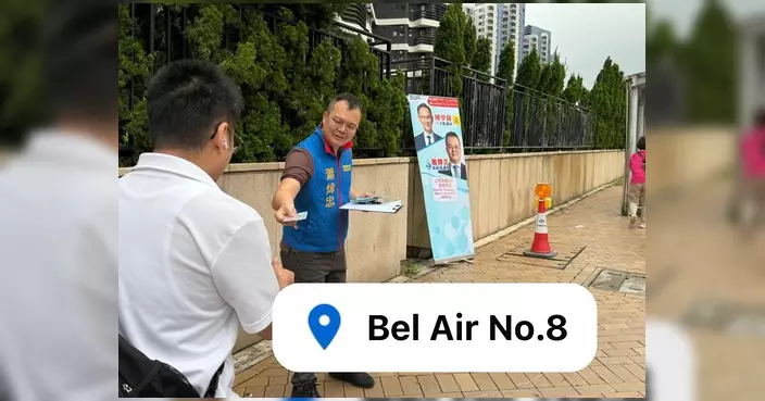 九月份公共交通意見調查服務站第二站 蕭煒忠薄扶林收集居民意見