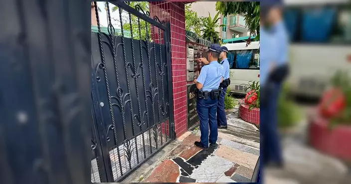 屯門警區鄉郊防爆竊宣傳 走訪鍾屋村屯子圍青磚圍